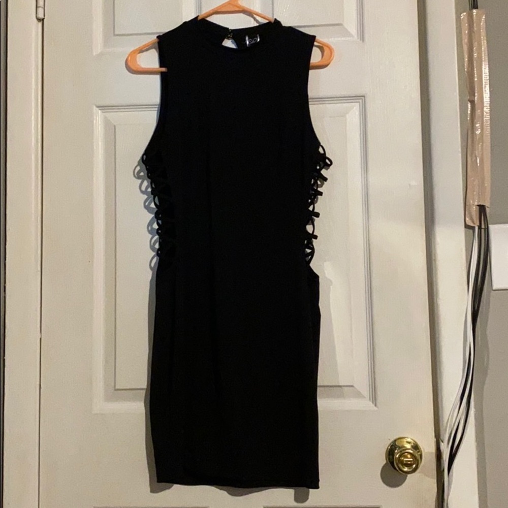 Windsor cutout dress